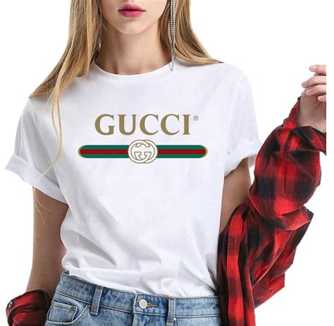 camiseta gucci feminina replica|Gucci t shirt logo.